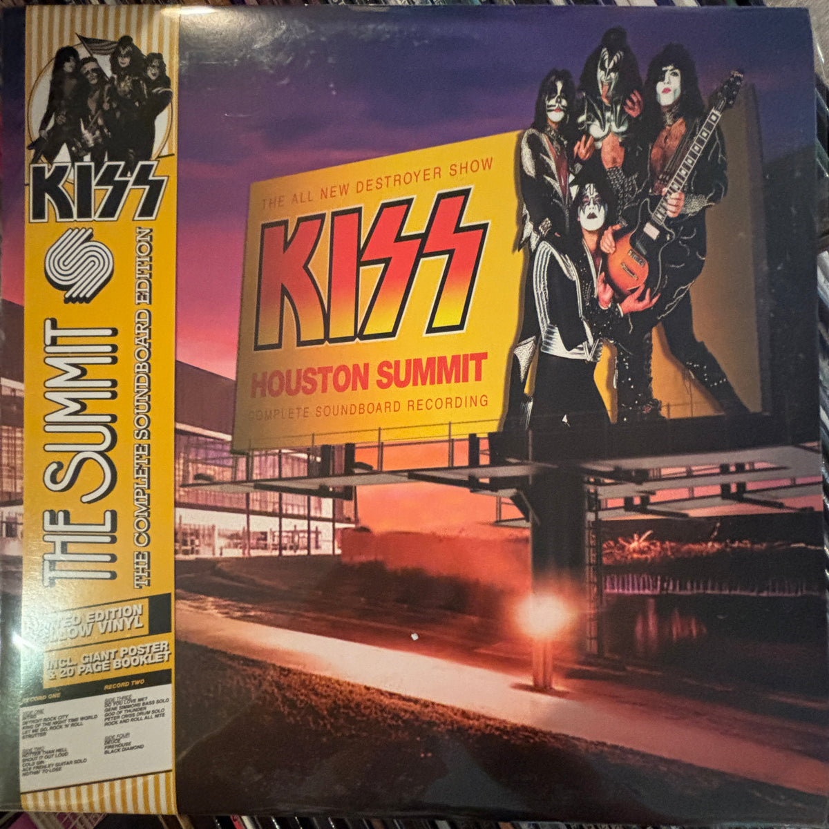 KISS, HOUSTON SUMMIT, COMPLETE SOUNDBOARD + POSTER & BOOKLET LIMITED EDITION VINYL 2LP COLORED VINYL WITH GATEFOLD JKT