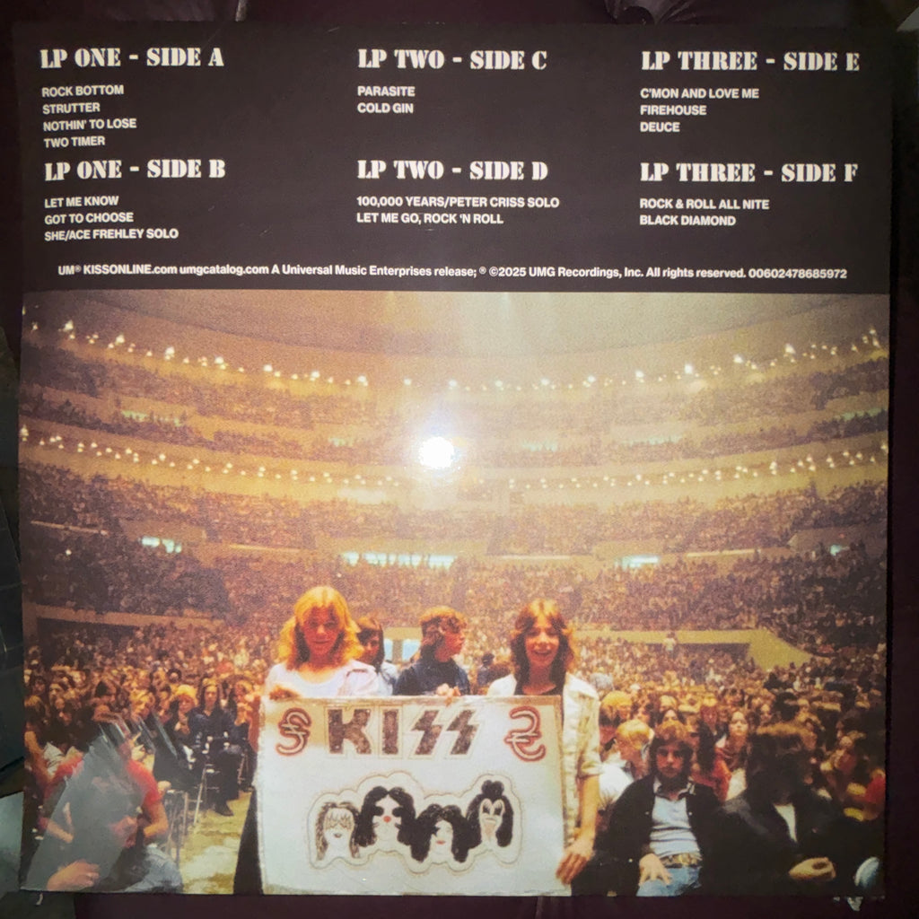 KISS, LIVE IN DETROIT MICHIGAN, COBO ARENA, 16 May 1975 3LP PINK COLOR VINYL SET (Copy)
